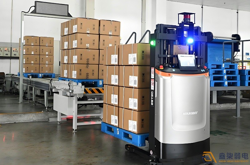 倉(cāng)庫(kù)管理系統(tǒng)如何與AGV小車聯(lián)動(dòng)？