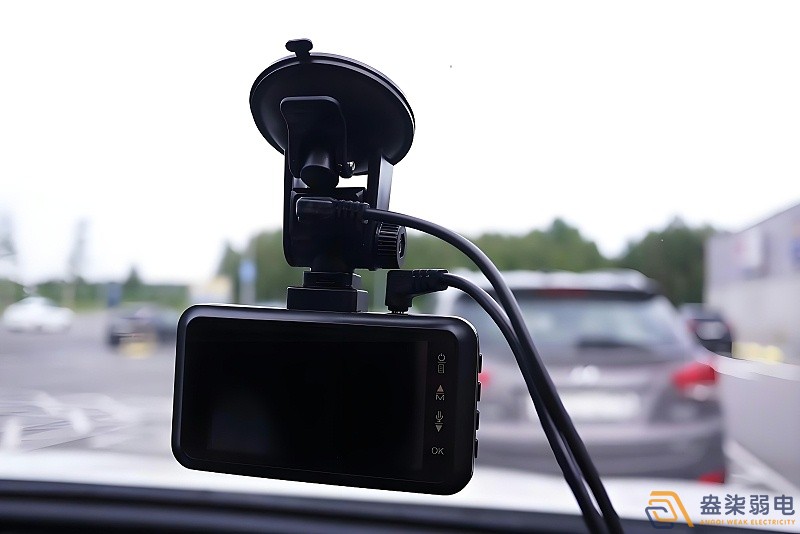 如何選擇常見的車載安防監控攝像頭？